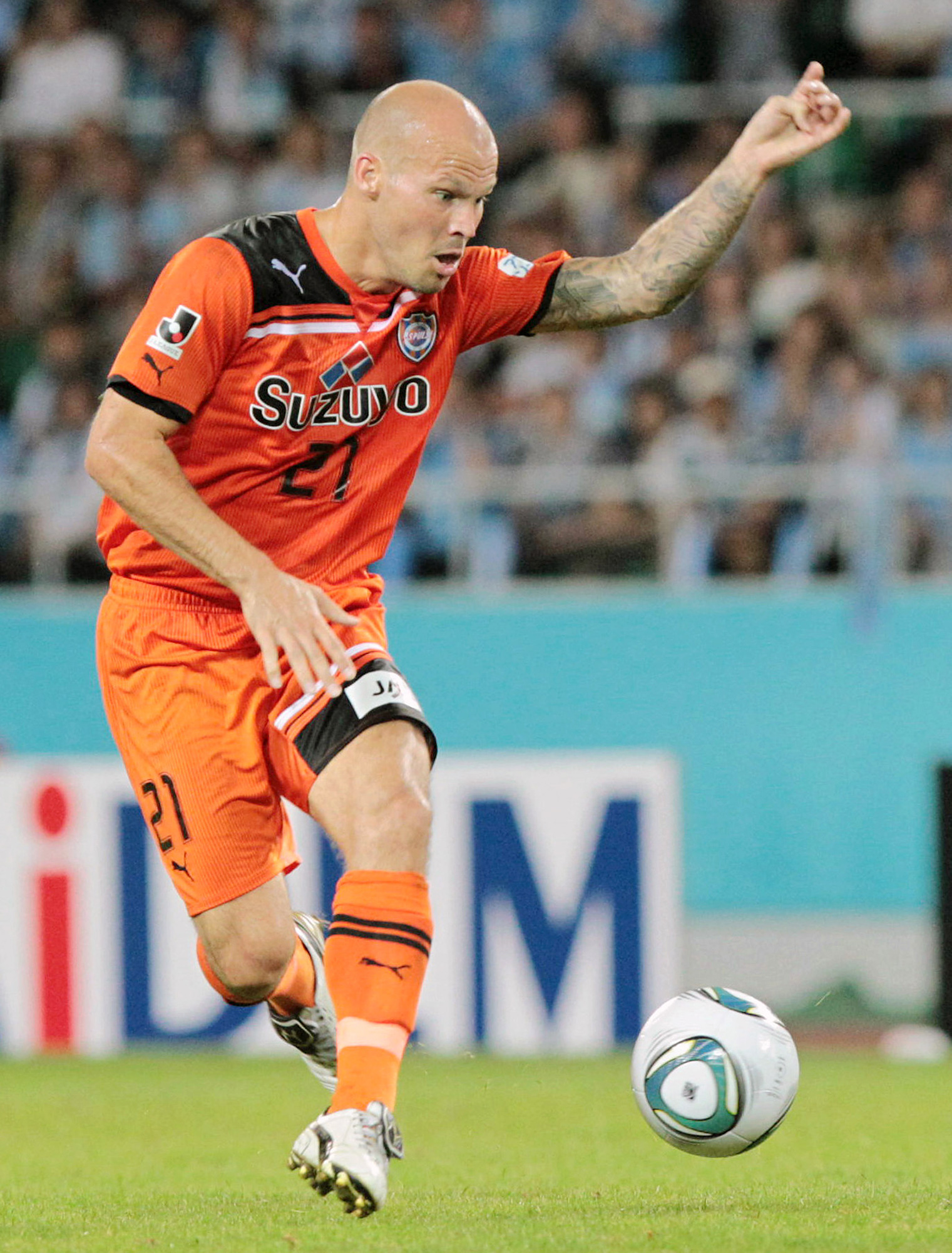 Fredrik Ljungberg, Karriär, Halmstad, Olof Mellberg, Landslaget, Arsenal